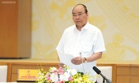 응우옌 쑤언 푹 총리, 2019년 공공예산 투입촉진 전국 온라인회의 주재