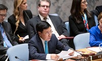 베트남 및 유엔안보리: 팜 빈 민 장관 공개토론 주재