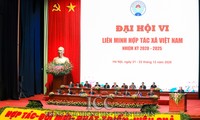 응우옌 쑤언 푹 총리, 제6차 베트남 합작사연맹 전국대표대회 참가
