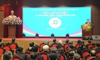 하노이시, 국회 첫 총선 75주년을 맞아 여러 세대 국회의원들을 만나