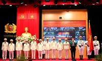 응우옌 쑤언 푹 주석: 국가치안이 국가 보위 및  발전을 위한 주요 자원이 되어야 한다.