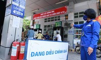 베트남 석유공사 (Petrolimex), 코로나19 방역 지원 위해 유가 리터당 500동으로 추가 인하