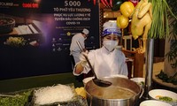 방역 지원 인력 위한 ‘사랑의 쌀국수 5,000그릇’ 행사