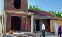 UNDP-월드쉐어, 꽝빈성 태풍 피해 가정 집 건설 지원