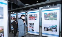 베트남 - 한국 수교 30주년 기념 보도사진전시회