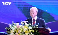 응우옌 푸 쫑 서기장, 베트남 문화예술연합회 설립 75주년 기념식 참석