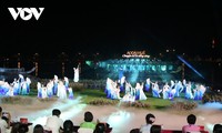 2023 후에 아오자이 축제 개최