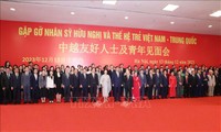 응우옌 푸 쫑 서기장과 시진핑 총서기, 베트남-중국 우호 인사와 청년들 만나