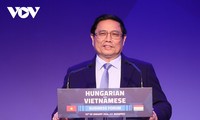 팜 민 찐 총리, 베트남-헝가리 비즈니스 포럼 참석