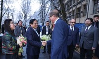 팜 민 찐 총리, “베트남이 언제나 루마니아의 지원을 기억” 