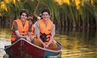 베트남, 론리 플래닛이 선정한 졸업한 대학생을 위한 관광지
