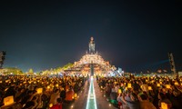 오행산 관세음 축제, 다낭시의 독특한 영적 문화