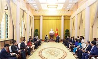 아세안 회원국과 동티모르 대사, 또 럼 주석에게 축하 전달
