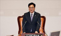 쩐 타인 먼 국회의장, 한국 신임 국회의장에게 축전 보내