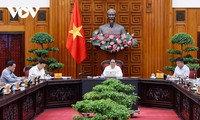 팜 민 찐 총리, '670억 달러' 베트남 북-남 고속철도 투자 초안에 관한 회의 주재