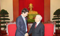 អគ្គលេខាបក្សលោក Nguyen Phu Trong ទទួលជួបសន្ទនាជាមួយនាយករដ្ឋមន្ត្រីកាណាដាលោក Justin Trudeau 