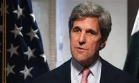 រដ្ឋមន្រ្តីការបរទេសអាមេរិកលោក John Kerry ទស្សនកិច្ចអាហ្វហ្គានីស្ថានដោយចៃដន្យ