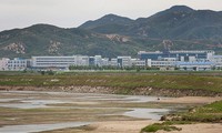 មន្រ្តីកូរ៉េខាងត្បូងមានផែនការទស្សនាមណ្ឌលឧស្សាហកម្មរួម Kaesong