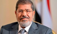 តុលាការជំនុំជំរៈអតីតប្រធានាធិបតីអេហ្ស៊ីប Mohamed Morsi ត្រូវផ្អាក