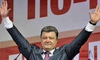 លោក  Petro Poroshenko ជាប់ឆ្នោតក្នុងការបោះឆ្នោតប្រធានាធិបតីនៅអ៊ុយក្រែន 