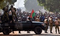 កងទ័ព Burkina Faso ដណ្តើមបានសិទ្ធិគ្រប់គ្រងប្រទេសជាតិបន្ទាប់ពីការប៉ះទង្កិច