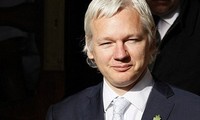 បារាំងបដិសេធពាក្យសូមសិទ្ធិជ្កកោណរបស់អ្នកបង្កើតគេហទំព័រ Wikileaks