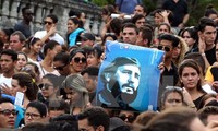 ពិភពលោកស្ងើចសរសើរអគ្គមគ្គទេសក៍គុយបា Fidel Castro 
