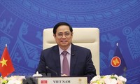 Vietnam dan Negara- negara ASEAN Pelihara Solidaritas dan Secara Efektif Tanggapi Segala Tantangan