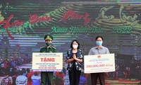 Program “Musim Semi Perbatasan - Hangatkan Hati Masyarakat Setempat” di Provinsi Quang Nam