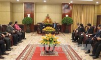 越南胡志明市领导会见老挝赛宋奔省代表团