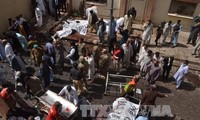 塔利班和“伊斯兰国”都宣称对巴基斯坦自杀式爆炸袭击负责