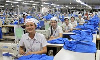墨西哥代表团考察越南纺织品服装行业