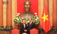 越南国家主席陈大光会见日本关西经济联合会代表团