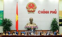 越南政府举行11月份工作例会
