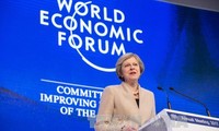 英国首相特雷莎•梅宣布英国将继续发挥引领世界经济的作用