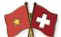 加强越南与瑞士的议会合作