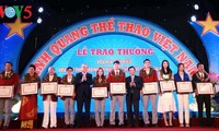 光荣的越南体育活动在河内举行