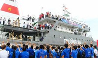 2017年“为了家乡海洋岛屿青年之旅”出征仪式在胡志明市举行