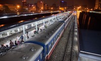 河内铁路运输股份公司开通河内至荣市双程高速列车