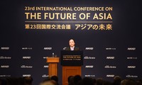 日本媒体高度评价阮春福在“亚洲的未来”国际会议上所做承诺