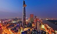 胡志明市消除障碍实现经济可持续增长