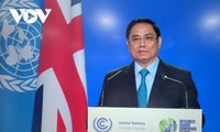 越南政府总理范明政在COP26大会期间会见各国领导人