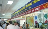 Northern Vietnam Agriculture and Handicrafts Fair opened 