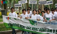 Vietnam responds to Earth Day 2013