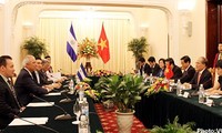 Chairman of the Legislative Assembly of El Salvador visits Vietnam