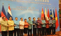 ASEAN, China officials begin talks on East Sea code of conduct