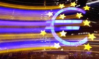 Europe in 2013: economic recovery, political instability