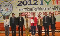 Vietnamese pupils win prizes at the 2014 International Youth Invention Exhibition
