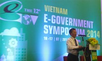 Symposium discussed E-government issues