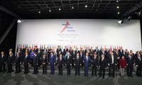  PM co-chairs unofficial ASEAN-EU Summit